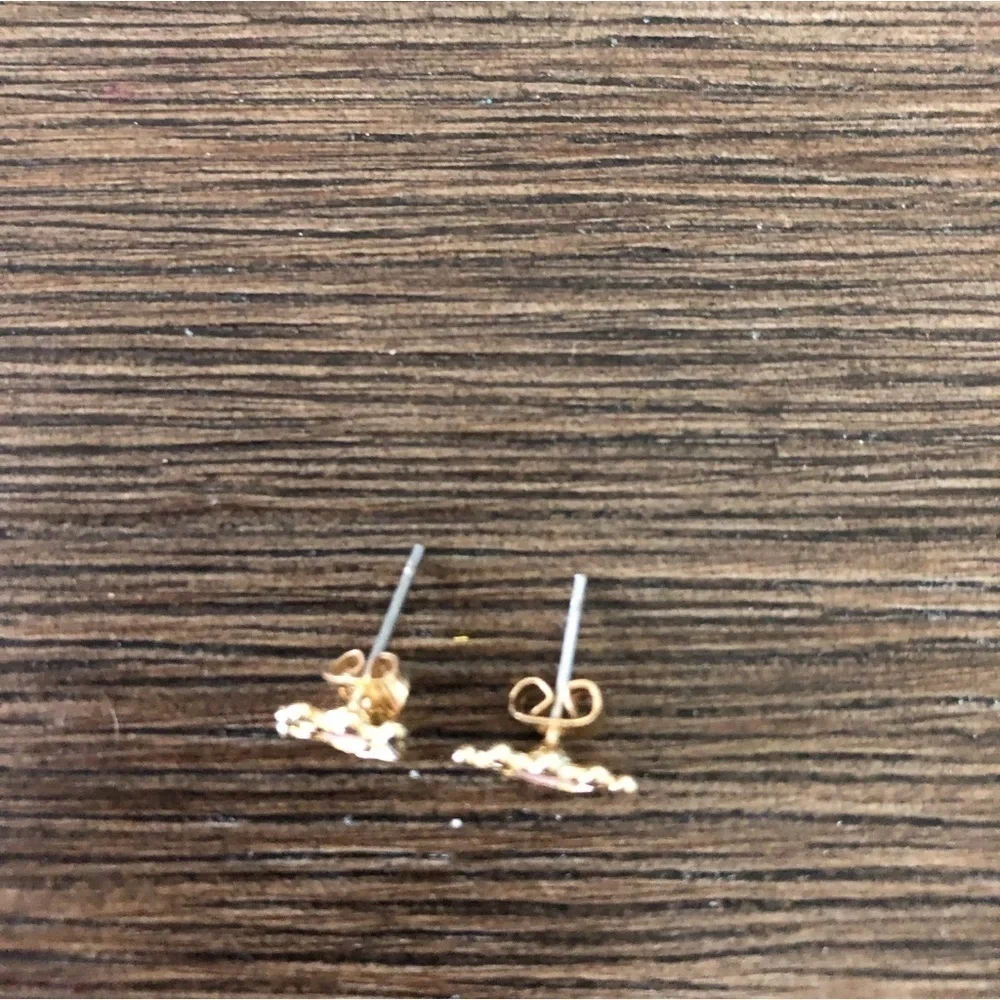 Gold metal crown stud earrings